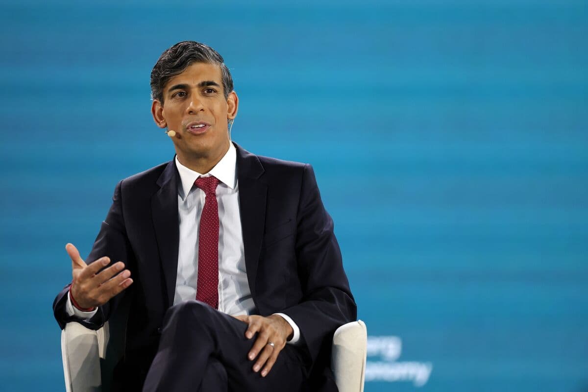 Tech Giants to Outpace US in Issuing Long-Term Debt, Sunak Says