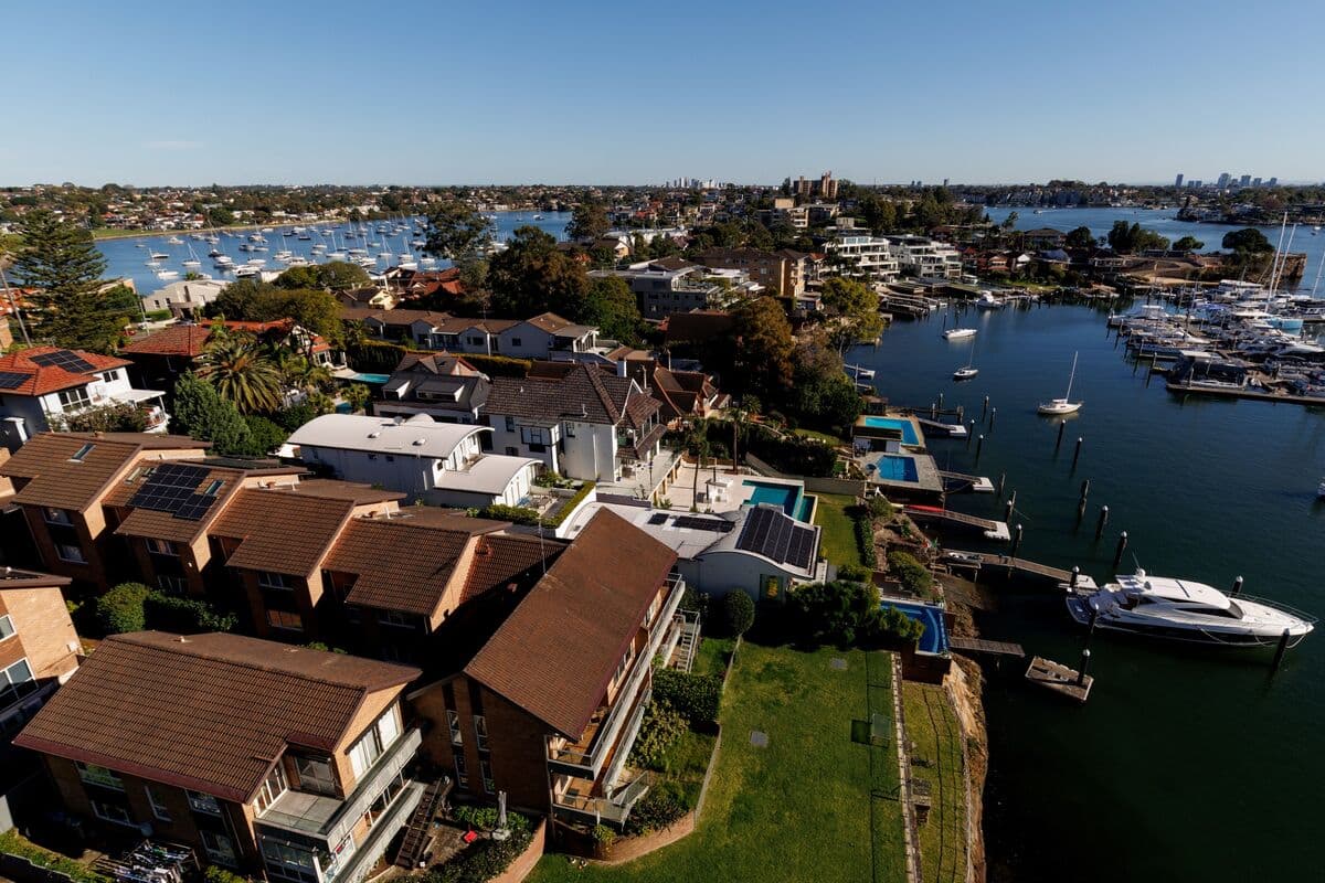 Australia Home Auction Clearance Rates Fall Amid Rate Hike Fears