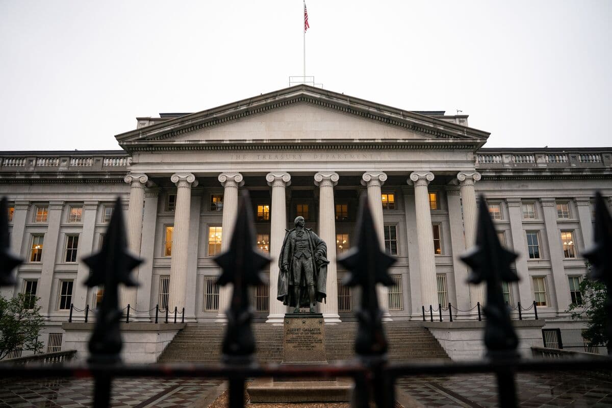 A 5% Treasury Yield Is Raising New Risks for Markets, Economy