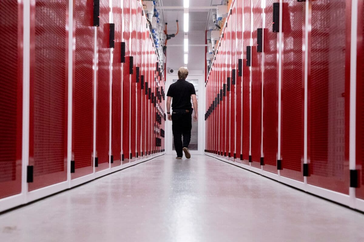 Nextdc CEO to Forgo Incentives After Australia Data Center Delay