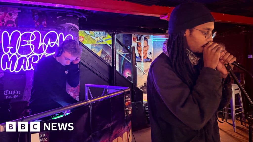 Open mic event in Bournemouth giving artists a voice